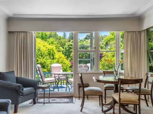 50 Queenstown Road, Hillsborough