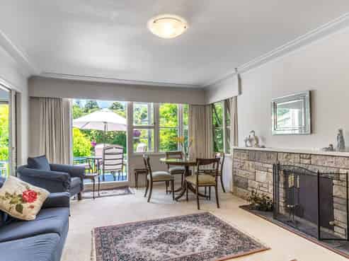 50 Queenstown Road, Hillsborough