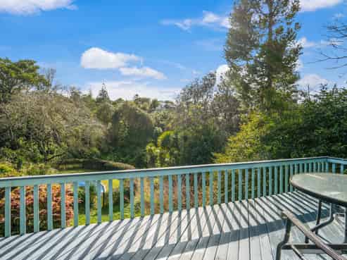 50 Queenstown Road, Hillsborough