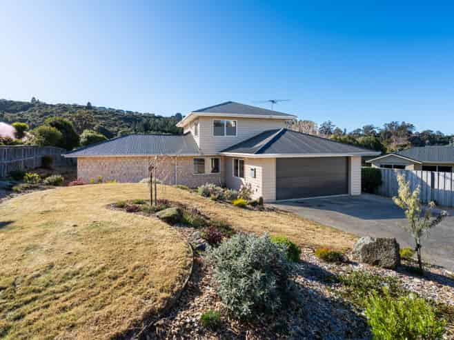 24 Sretlaw Place, Brockville