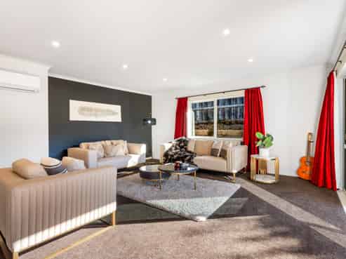 24 Sretlaw Place, Brockville