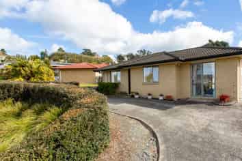 80 Cabeleigh Drive, Helensville