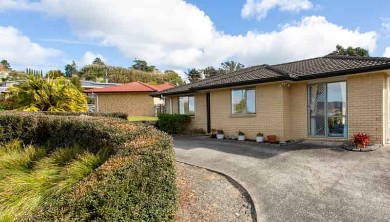 80 Cabeleigh Drive, Helensville