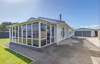 7 Harlech Street, Levin