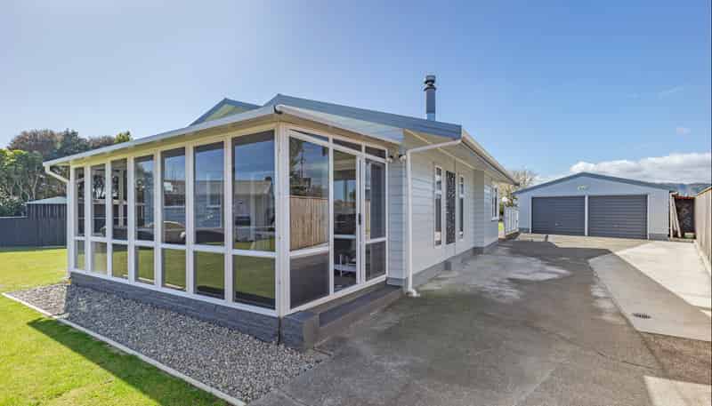 7 Harlech Street, Levin