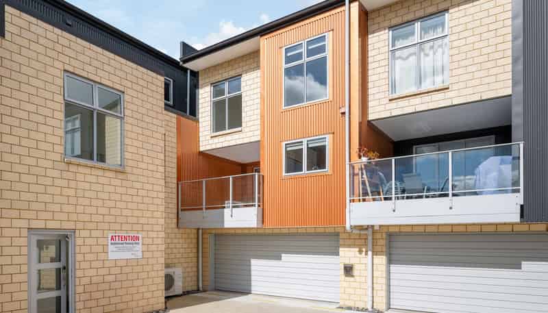 5/7 Vialou Street, Hamilton Central
