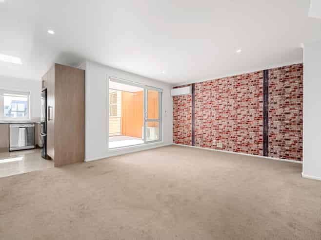5/7 Vialou Street, Hamilton Central