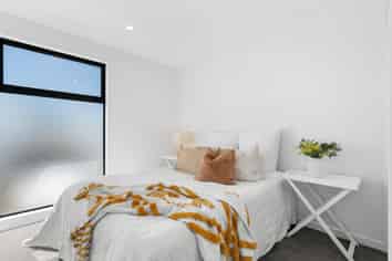 4/5 Clarence Street South, Addington