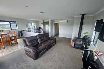 10 Gyle Place , Pyes Pa