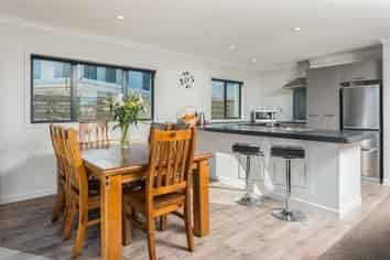 10 Gyle Place , Pyes Pa