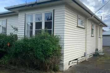 19 Miles Crescent, Wainuiomata