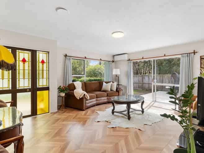 1/8 Killarney Avenue, Torbay