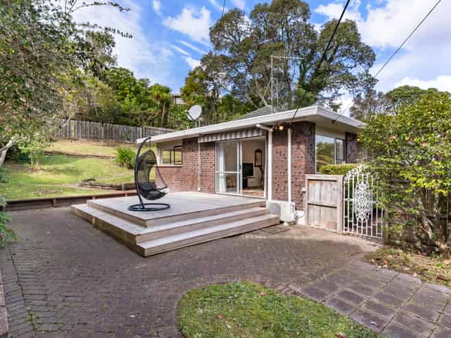 1/8 Killarney Avenue, Torbay