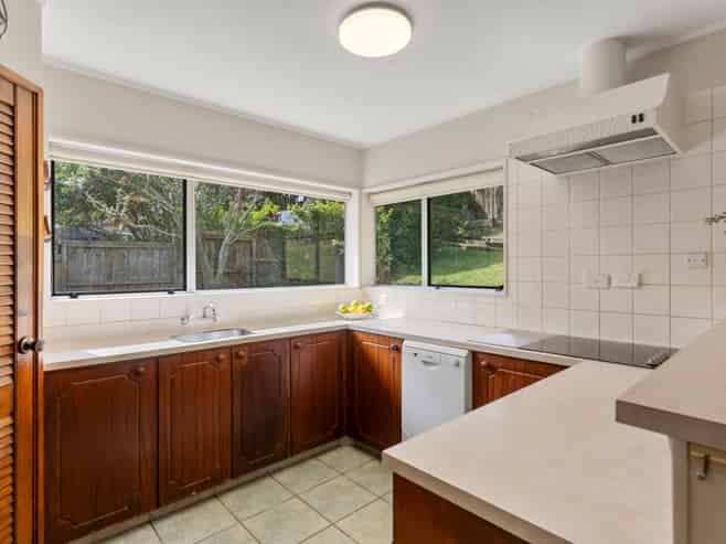 1/8 Killarney Avenue, Torbay
