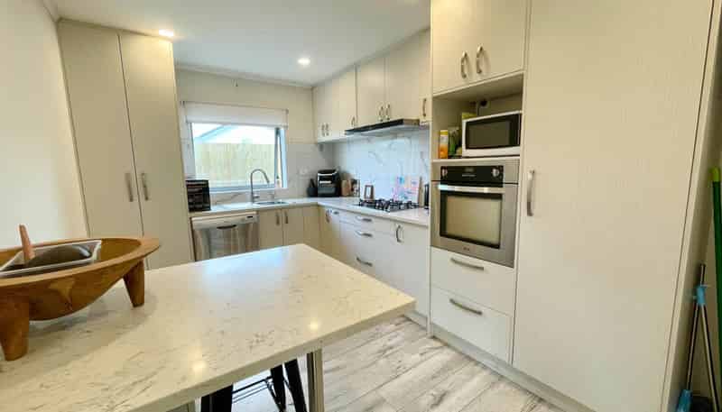 1/2 Silverstone Place, Henderson