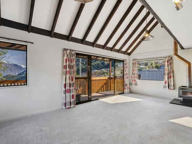 218 Fernhill Road, Fernhill