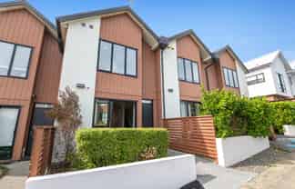 4 Orca Drive, Stanmore Bay