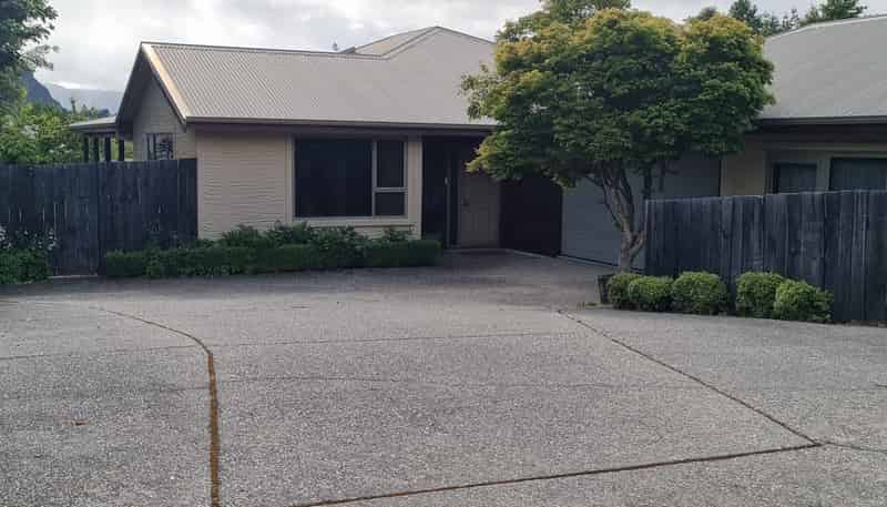 82 Meadowstone Drive, Wanaka