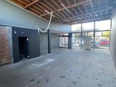 Central Ellerslie Village with Carparking