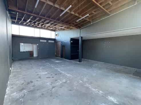 Central Ellerslie Village with Carparking