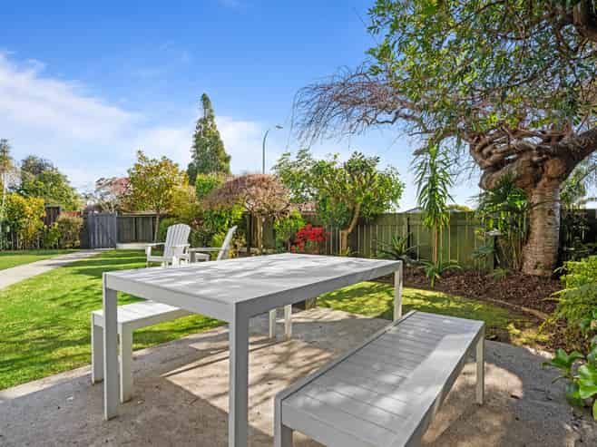 94A Kings Avenue, Matua