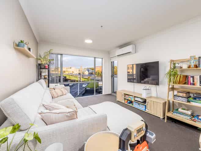 2F/15 Minnie Street, Eden Terrace