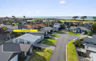 17 Huanui Close, Papamoa