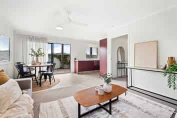8A Heath Street, Mount Maunganui