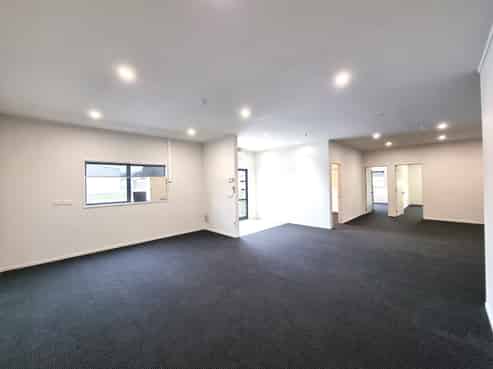 Office suite with full staff facilities -For Lease