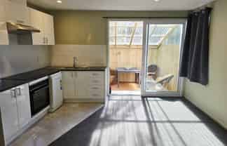24D Balfour Street, Mornington