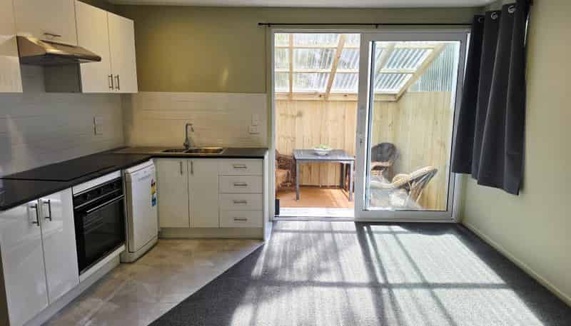 24D Balfour Street, Mornington
