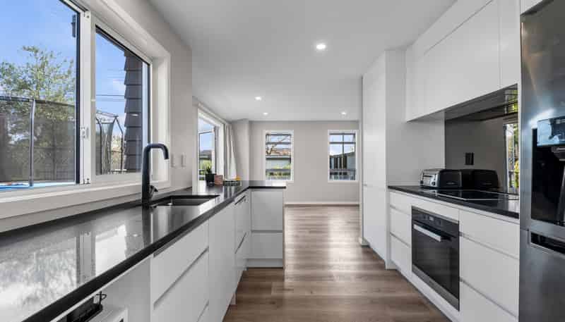 236 Ranolf Street, Glenholme