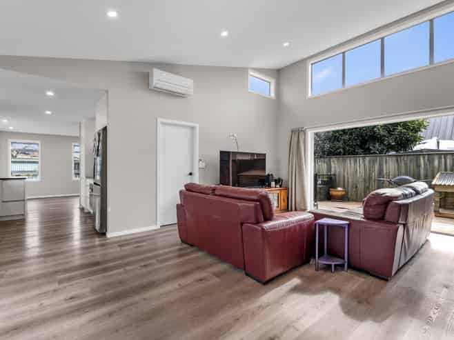 236 Ranolf Street, Glenholme