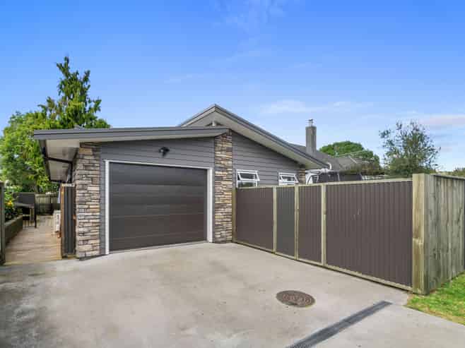 236 Ranolf Street, Glenholme