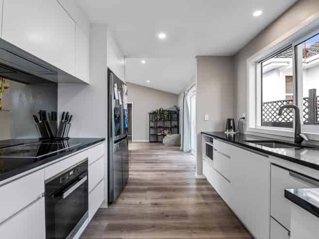 236 Ranolf Street, Glenholme