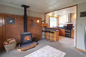 195 Maher Street, Tisbury