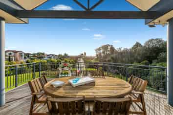 14 Penwood Close, East Tamaki Heights