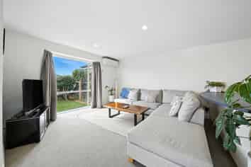 43 Parade Court, Addington