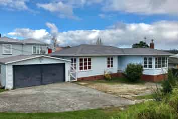 28 Archibald Road, Kelston