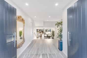 13 Michael Richard Place, East Tamaki Heights