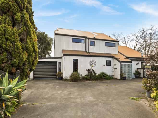 16 Cormack Place, Greenmeadows