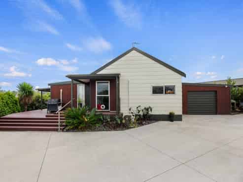 111 Windermere Drive, Poike