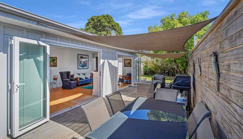 207A The Square, Whangamata