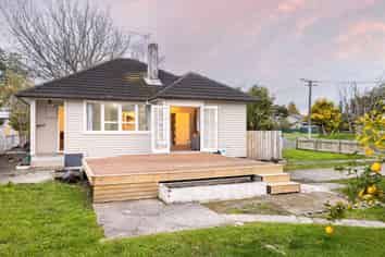 2 Yeats Crescent, Fairfield