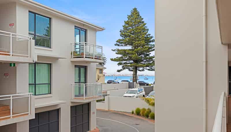 5/5 The Mall, Mount Maunganui