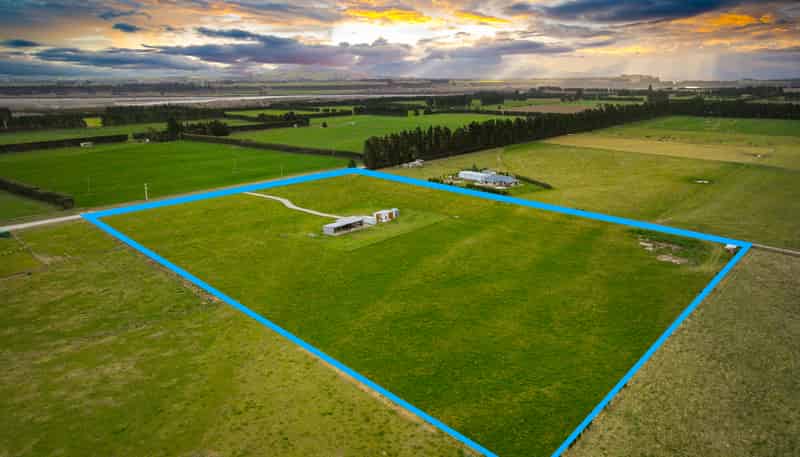 1260 Thongcaster Road, Burnt Hill