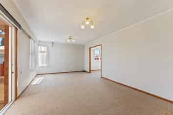 46 Featherston Street, Levin