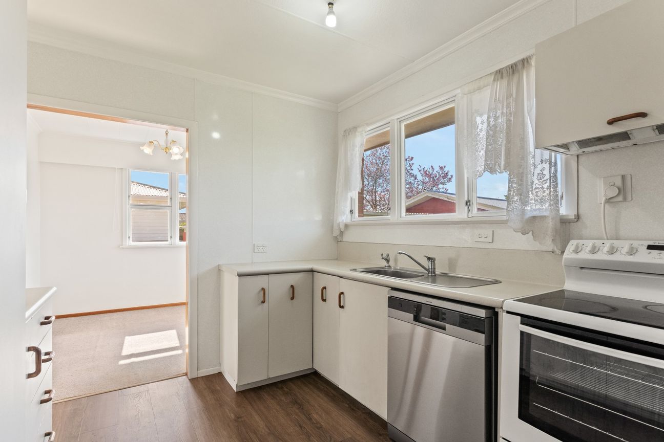 Great Buying and Great Location. - Widok 4