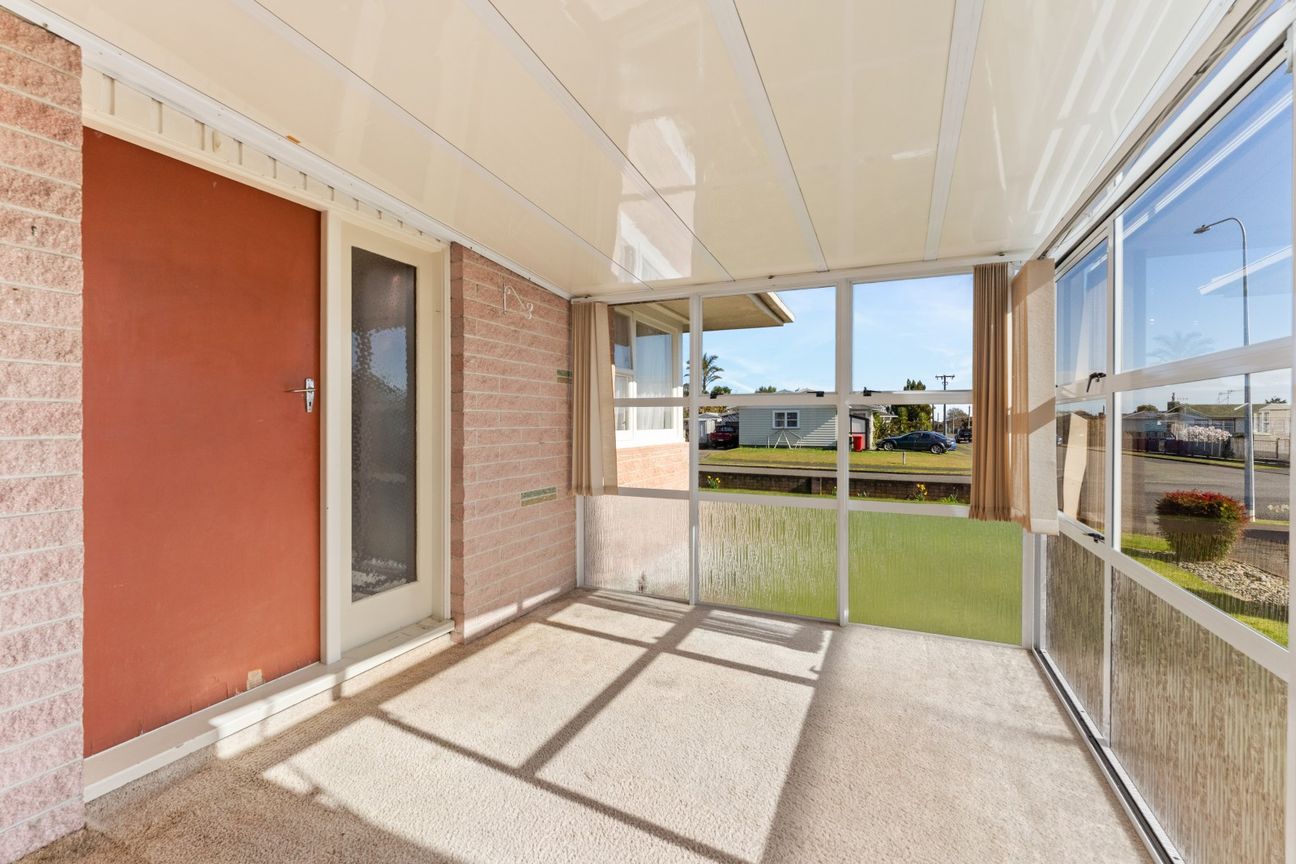 Great Buying and Great Location. - Widok 6