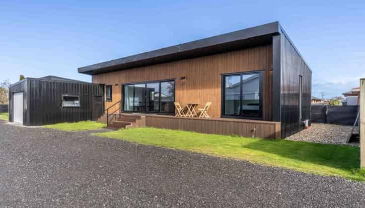 37 Jenkin Street, Strathern